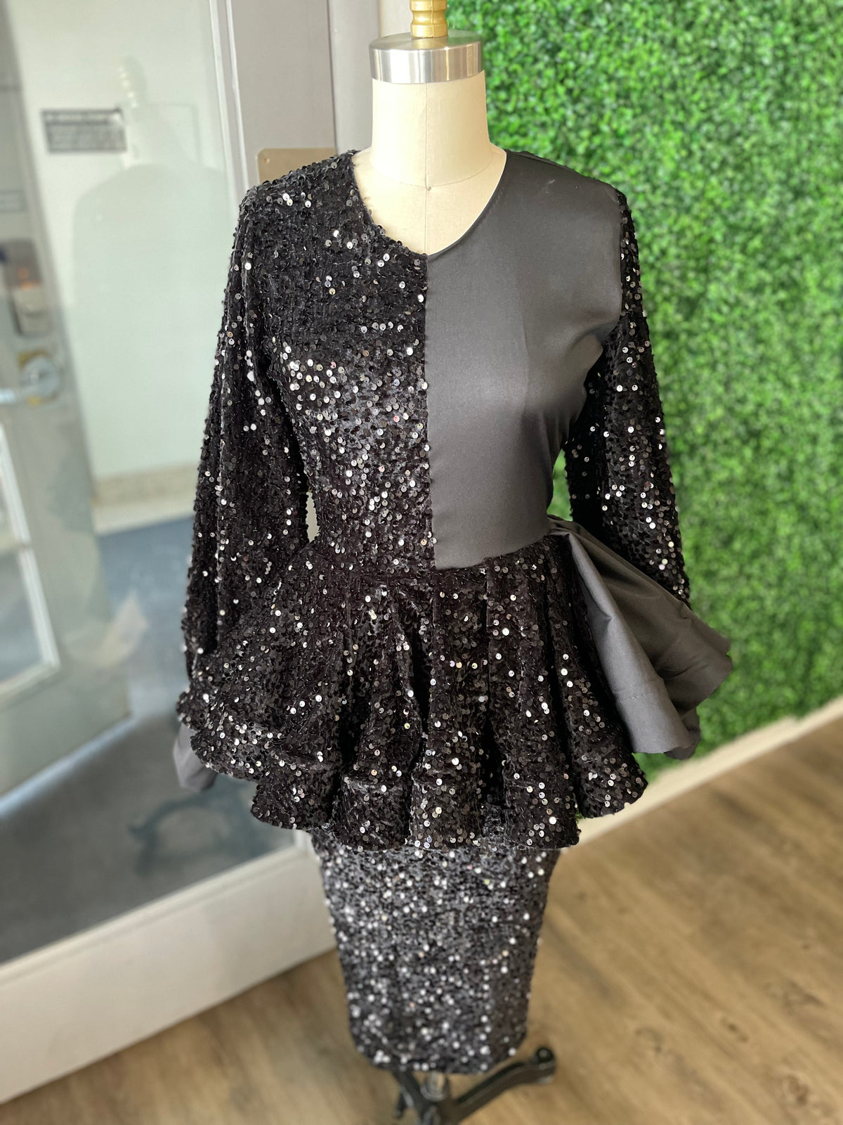 Black sequin peplum skirt outlet