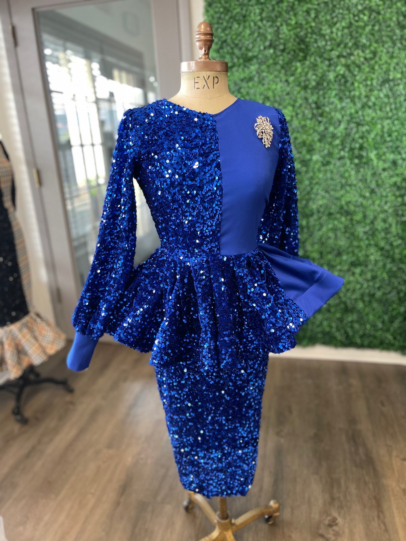 peplum sparkle dress Oilver Green Sequin Evening Dress with Off Shoulder Bodice Sparkly Mermaid Evening Gown with Peplum Detail Plus Size Size 6 / Green